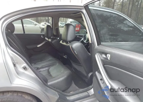 2006 Infiniti G35X z USA, uszkodzony, nr VIN JNKCV51F06M602864